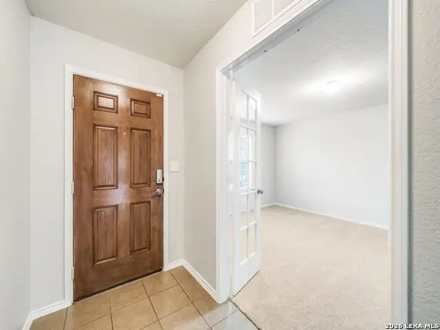 3711 Indian Hls, Schertz, TX 78154 - #3