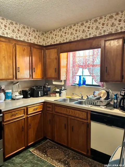 1304 Denison Ave, Cleveland, TX 77327 - #2