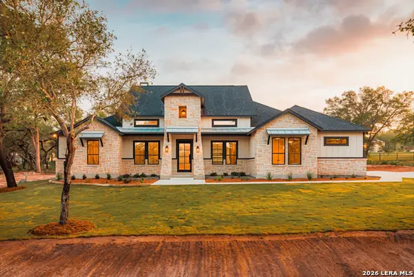 104 Reserve Court, La Vernia, TX 78121