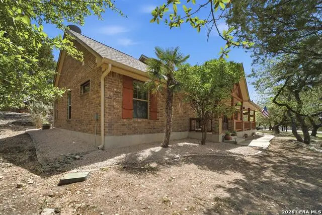 1777 Crossbow Dr, Canyon Lake, TX 78133 - #2