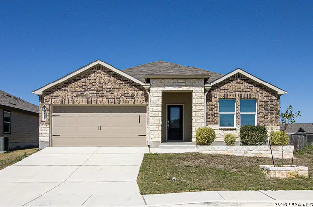 2700 San Martin Ln, Seguin, TX 78155 - #1