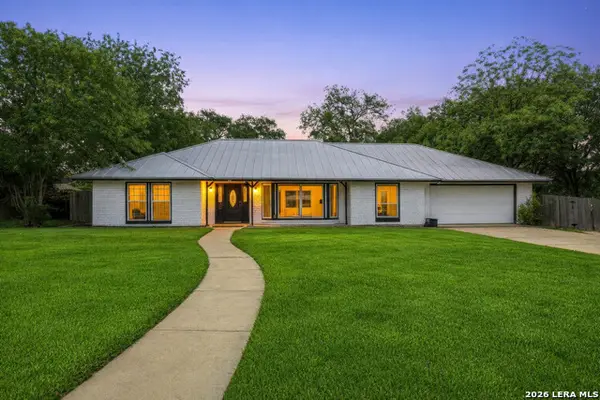 100 Northcrest Dr, Castle Hills, TX 78213