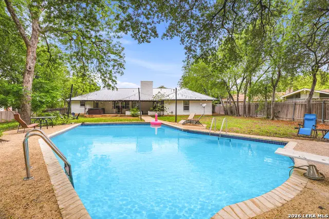 100 Northcrest Dr, Castle Hills, TX 78213 - #2