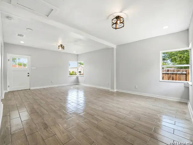 452 Gulf St, San Antonio, TX 78202 - #3