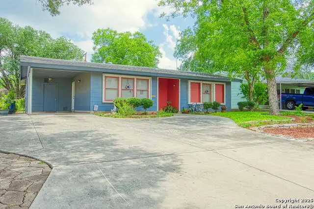 323 Hatcher Ave, San Antonio, TX 78223 - #2