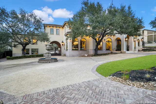 11 Vineyard Dr., San Antonio, TX 78257 - #3