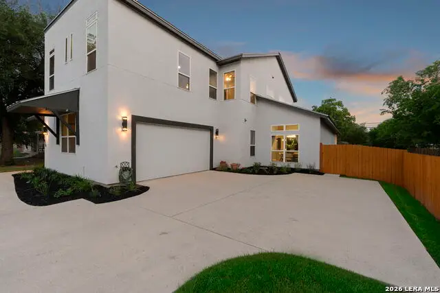428 Rittiman Rd, Terrell Hills, TX 78209 - #3