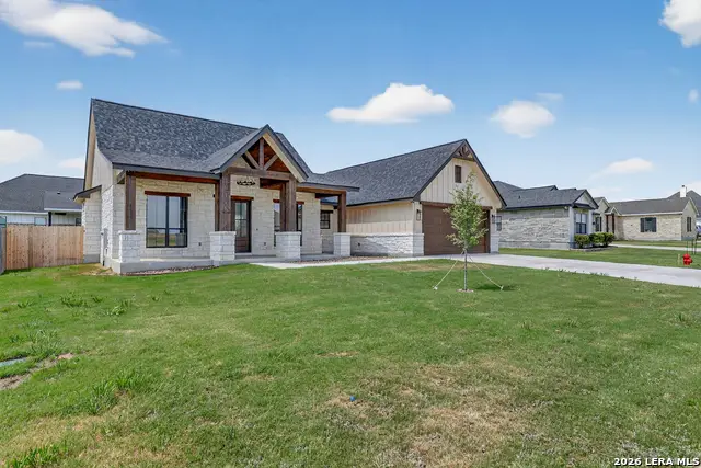 721 N Dickson, Poth, TX 78147 - #3