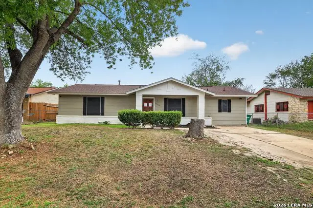 7410 Brook Valley Dr, San Antonio, TX 78242 - #1