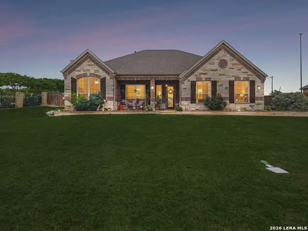 123 Cattle Dr, Castroville, TX 78009