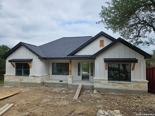 664 Luehlfing Dr, Canyon Lake, TX 78133 - #1