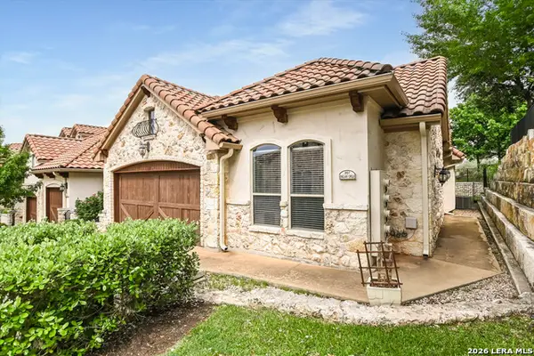 207 Enclave Cir, Horseshoe Bay, TX 78657