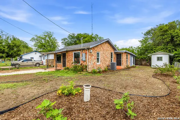 628 Fleming St, San Antonio, TX 78211