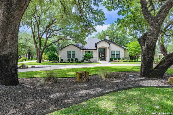 128 Bridgewater Dr, La Vernia, TX 78121