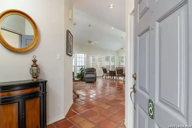 8 Clermont Ct, San Antonio, TX 78218 - #3