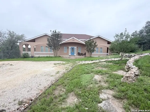 180 County Road 2750, Mico, TX 78056