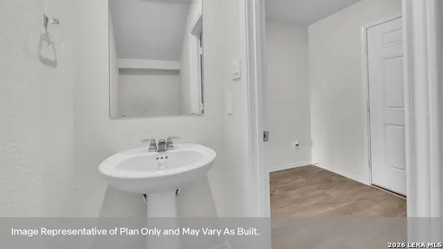 308 Windflower Cove, Luling, TX 78648 - #3