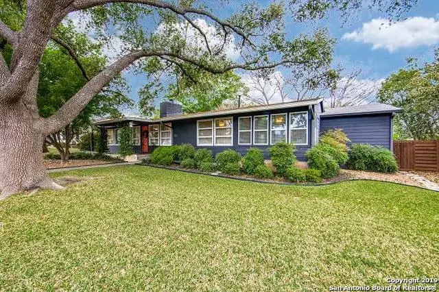 211 Robinhood Pl, San Antonio, TX 78209 - #1