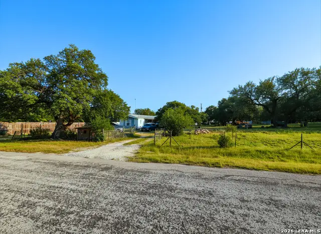 744 Farhills Dr, Spring Branch, TX 78070 - #2