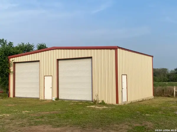 537 Longhorn, Seguin, TX 78155