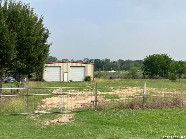 537 Longhorn, Seguin, TX 78155 - #2