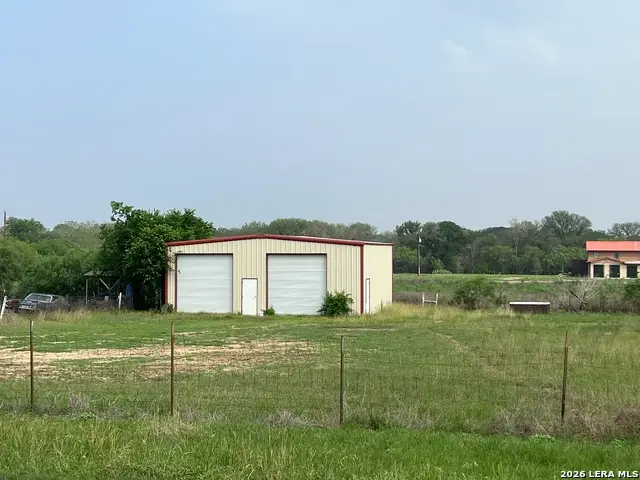 537 Longhorn, Seguin, TX 78155 - #3