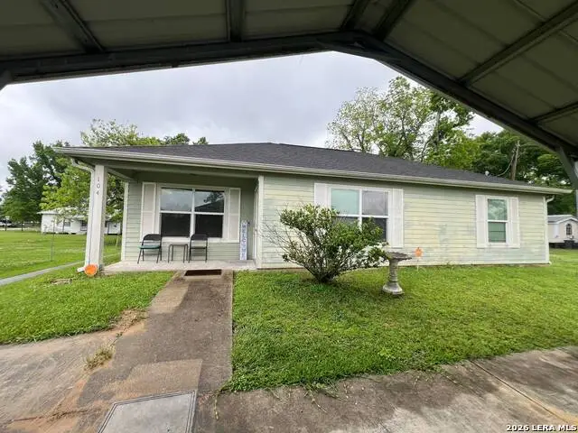 104 W Main, Liberty, TX 77575 - #1