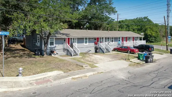 1529 N Walters, San Antonio, TX 78202