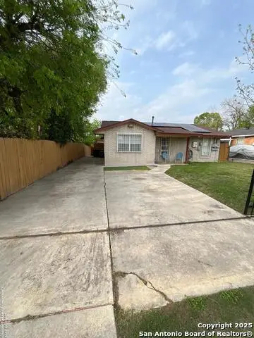 433 Dora St, San Antonio, TX 78212 - #2
