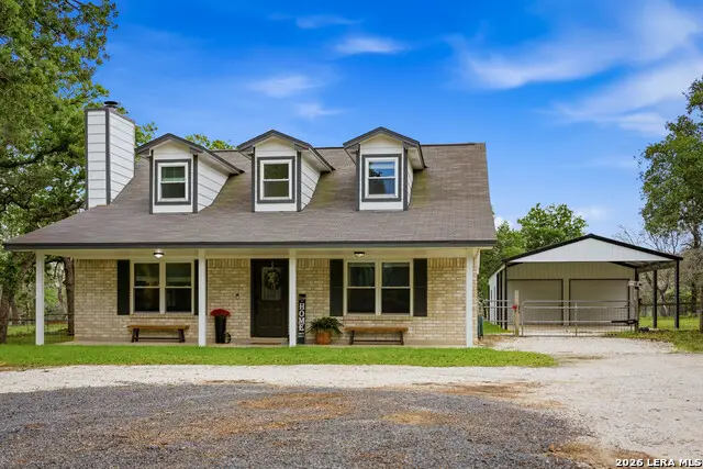 206 S Palo Alto Drive, Floresville, TX 78114 - #2
