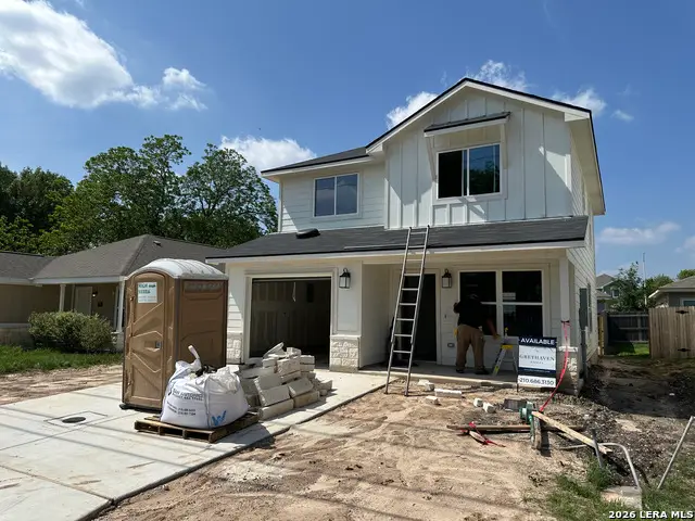 304 W Martindale, Seguin, TX 78155 - #1