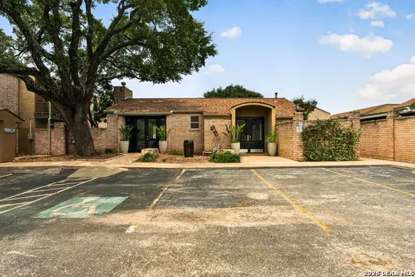 3678 Hidden Dr. #2906, San Antonio, TX 78217
