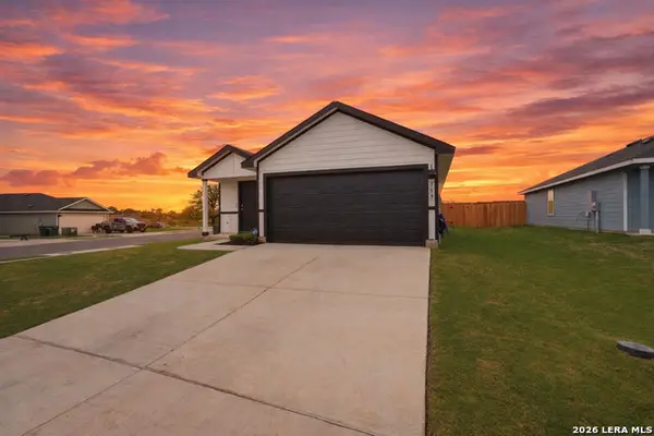 303 Wild Goose, Luling, TX 78648