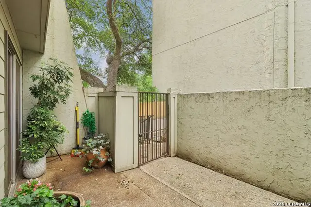 3102 Eisenhauer Rd #E34, San Antonio, TX 78209 - #2