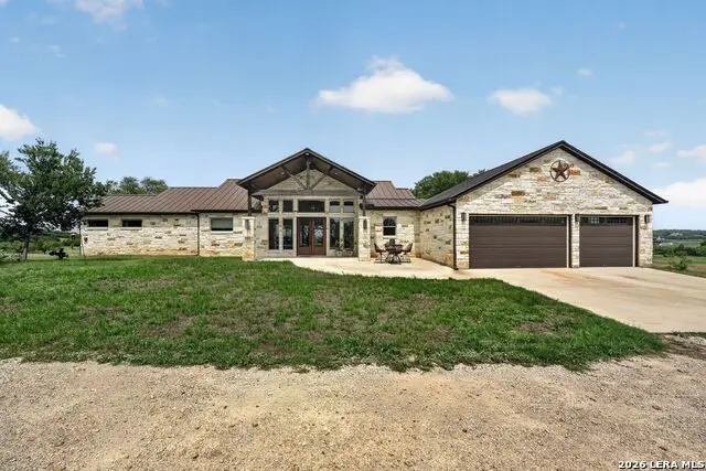 113 Jayhawk Ct, Burnet, TX 78611 - #1