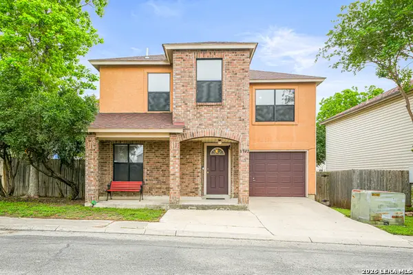 8942 Kenton Ct, San Antonio, TX 78240