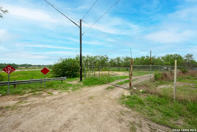 163 Enrique Ave, San Antonio, TX 78237 - #2