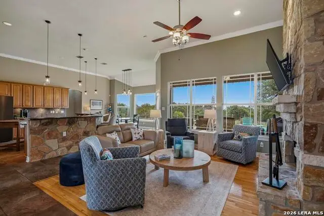 101 Shady Ridge Dr, Boerne, TX 78006 - #1