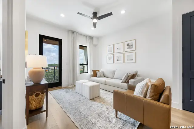10899 S Hausman Rd #409, San Antonio, TX 78249 - #2