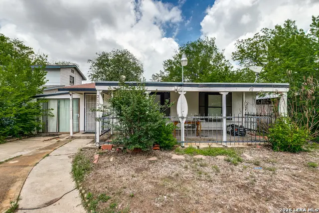 215 W Academy St, San Antonio, TX 78226 - #1