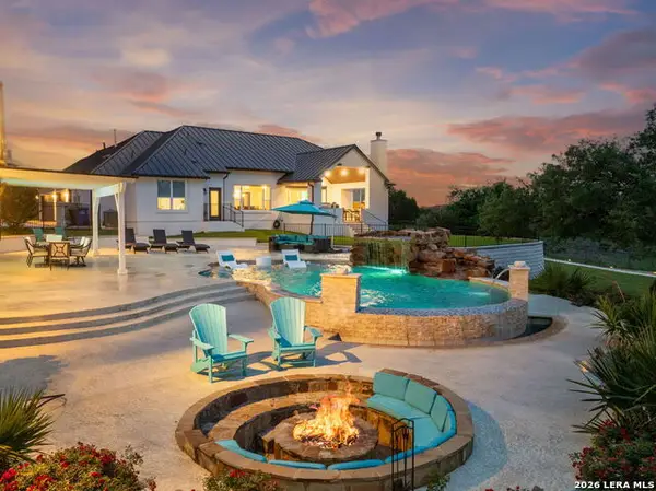 1344 Bordeaux Ln, New Braunfels, TX 78132