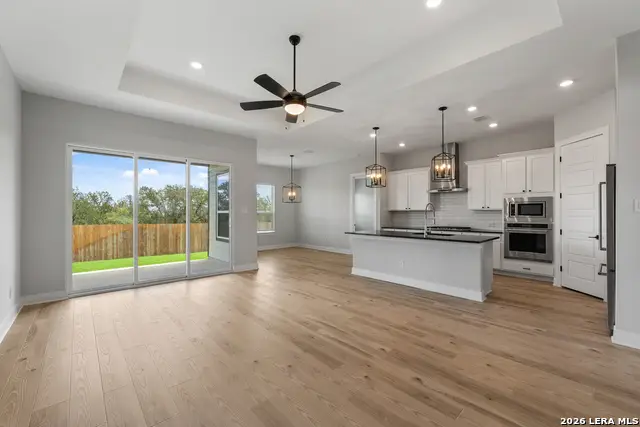 204 Azalea Aly, Castroville, TX 78009 - #3