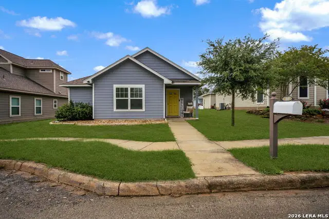 185 Lark Hill Rd, Floresville, TX 78114 - #2
