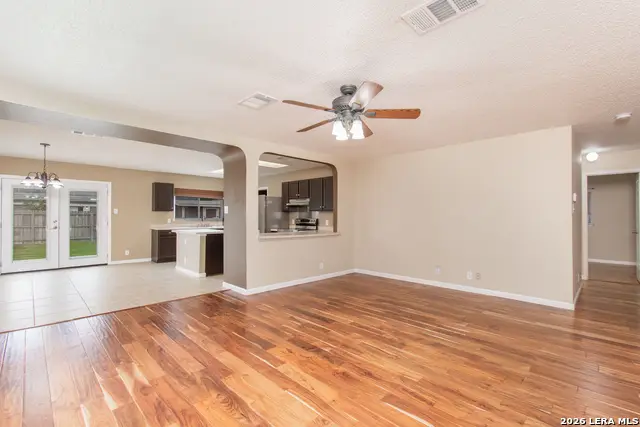 851 Camel Back Dr, New Braunfels, TX 78130 - #3