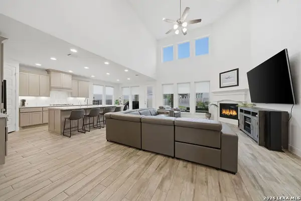 10123 Dapple Colt, San Antonio, TX 78254