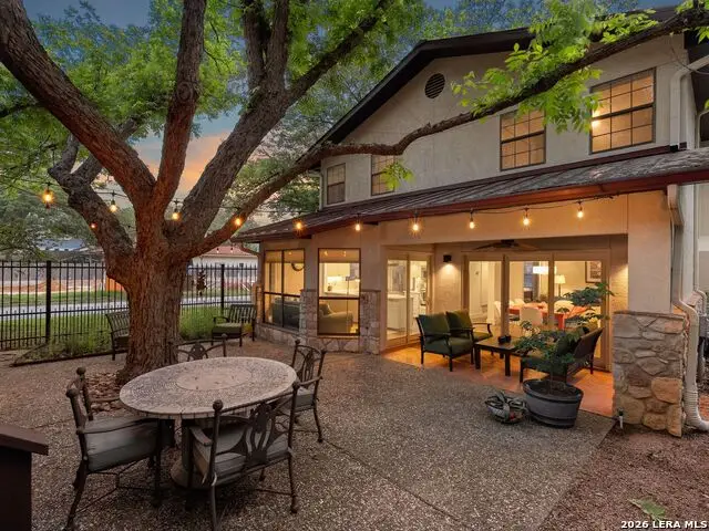 299 W Edgewater Ter, New Braunfels, TX 78130 - #1