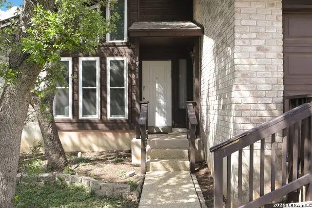 1911 Hillingway St, San Antonio, TX 78248 - #3