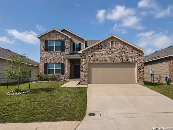 7045 Vista Loop, Live Oak, TX 78233