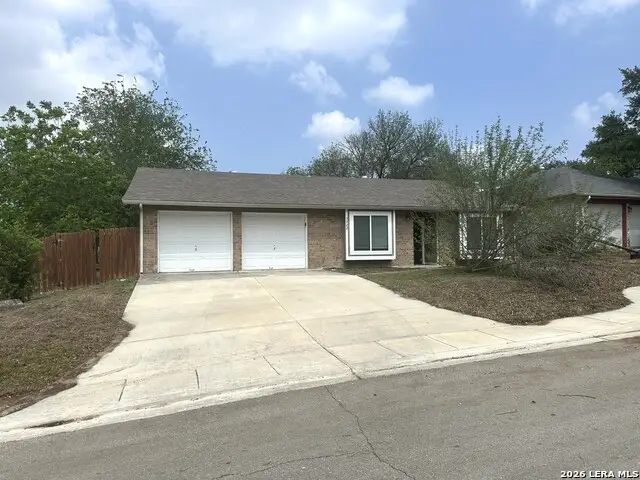 5022 Crestwood Dr, Schertz, TX 78108 - #1