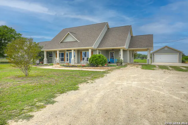 2048 E Martindale Rd, Seguin, TX 78155 - #3
